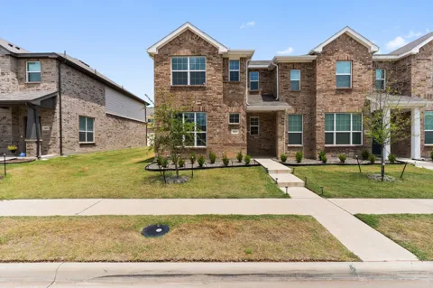2833 Bellflower Drive