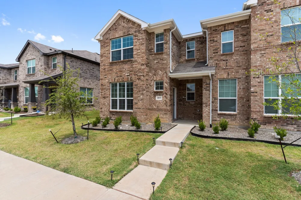 2833 Bellflower Drive Mesquite, TX 75150