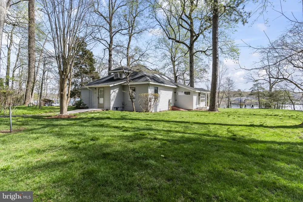 2237 GARRITY ROAD Saint Leonard, MD 20685