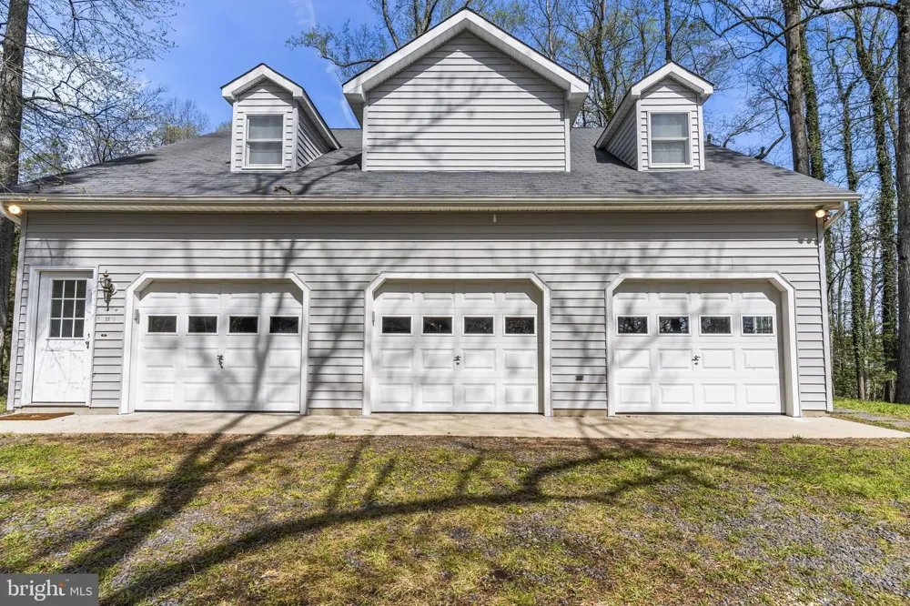 2237 GARRITY ROAD Saint Leonard, MD 20685