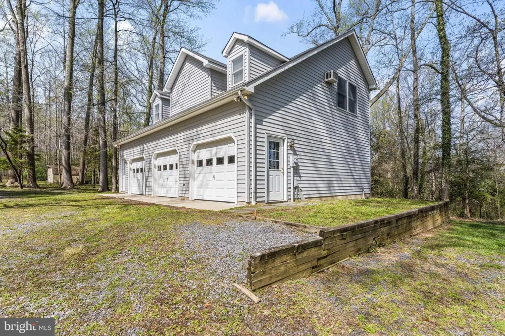 2237 GARRITY ROAD Saint Leonard, MD 20685