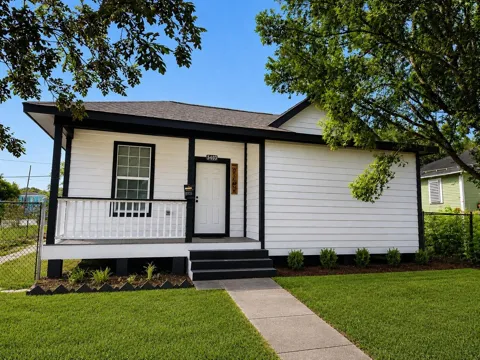 5403 Ave Q 1/2