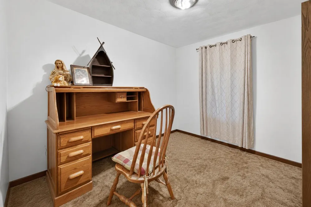 8235 E Jason Road Laingsburg, MI 48848