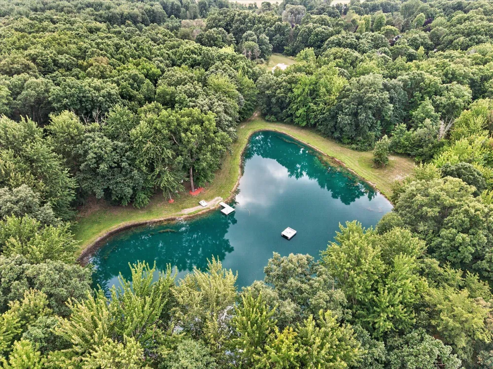 8235 E Jason Road Laingsburg, MI 48848
