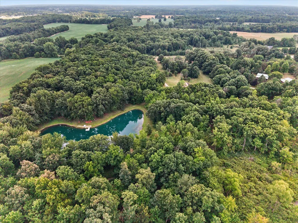 8235 E Jason Road Laingsburg, MI 48848