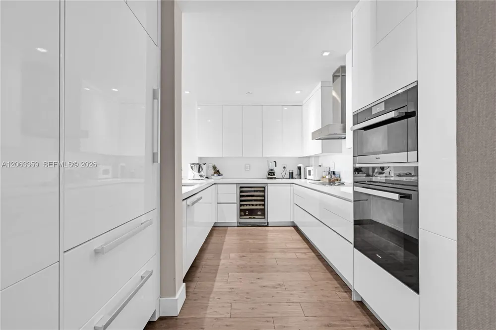 201 Crandon Blvd #530 Key Biscayne, FL 33149