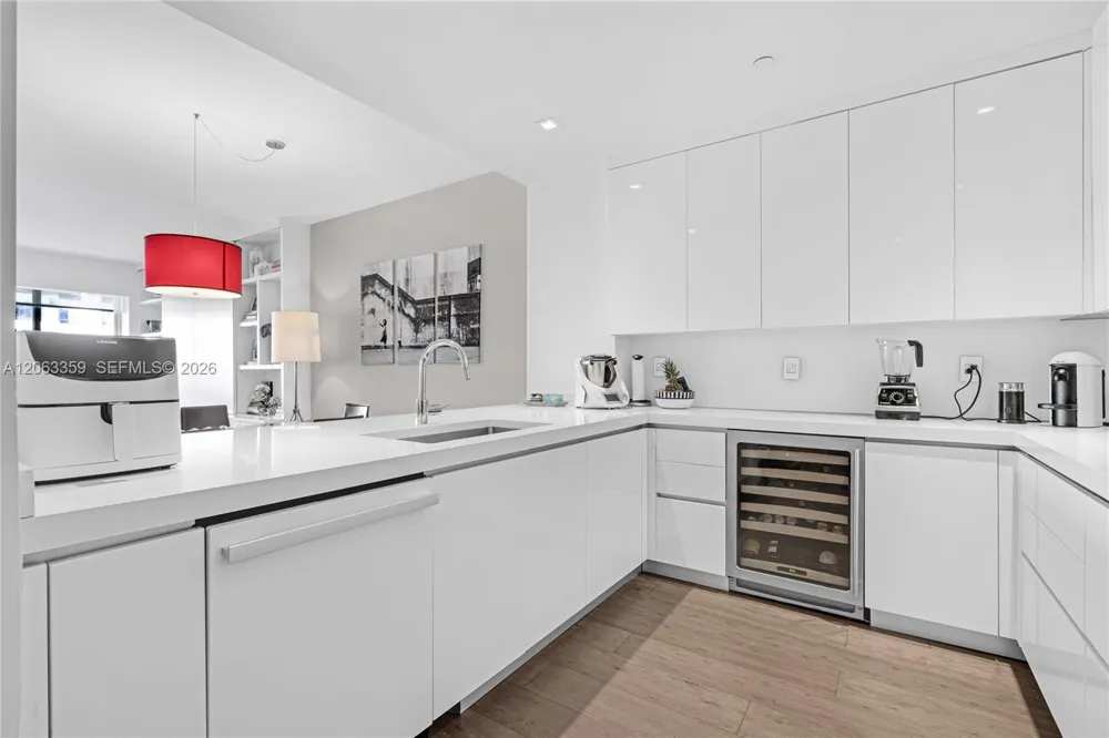 201 Crandon Blvd #530 Key Biscayne, FL 33149