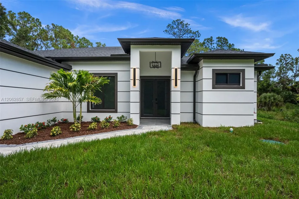 616 Prospect Avenue Lehigh Acres, FL 33972