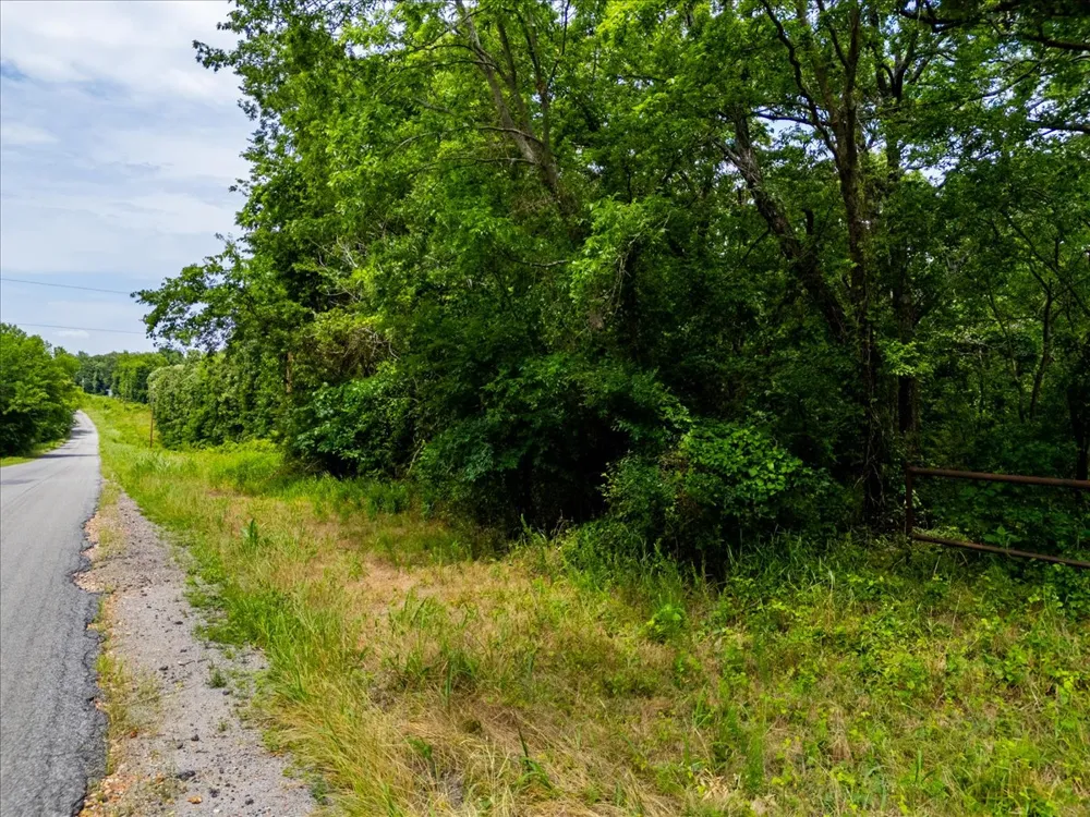 650 Chouteau, OK 74337