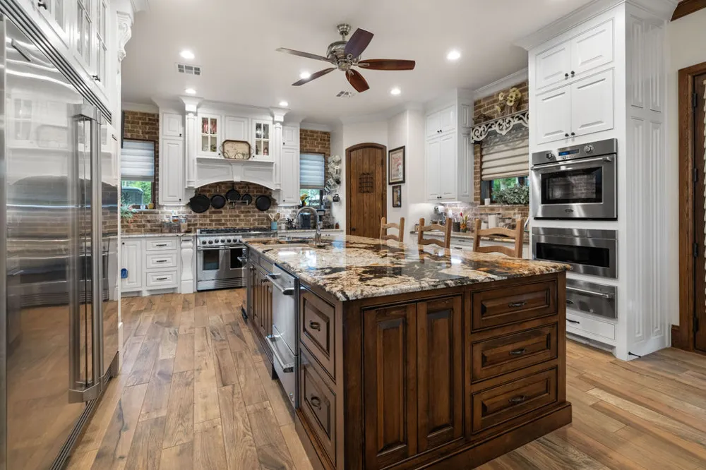 8523 Lake View Drive Kingston, OK 73439