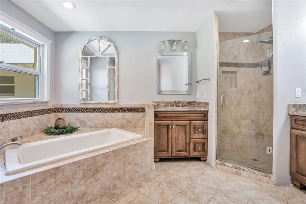 41832 CARRIE LANE Altoona, FL 32702