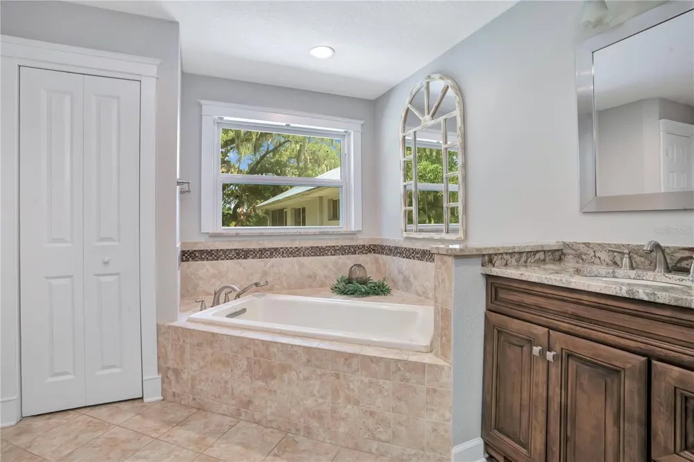 41832 CARRIE LANE Altoona, FL 32702