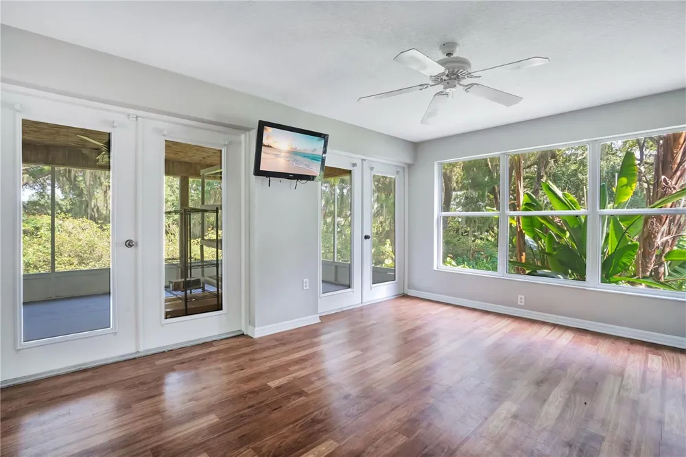 41832 CARRIE LANE Altoona, FL 32702