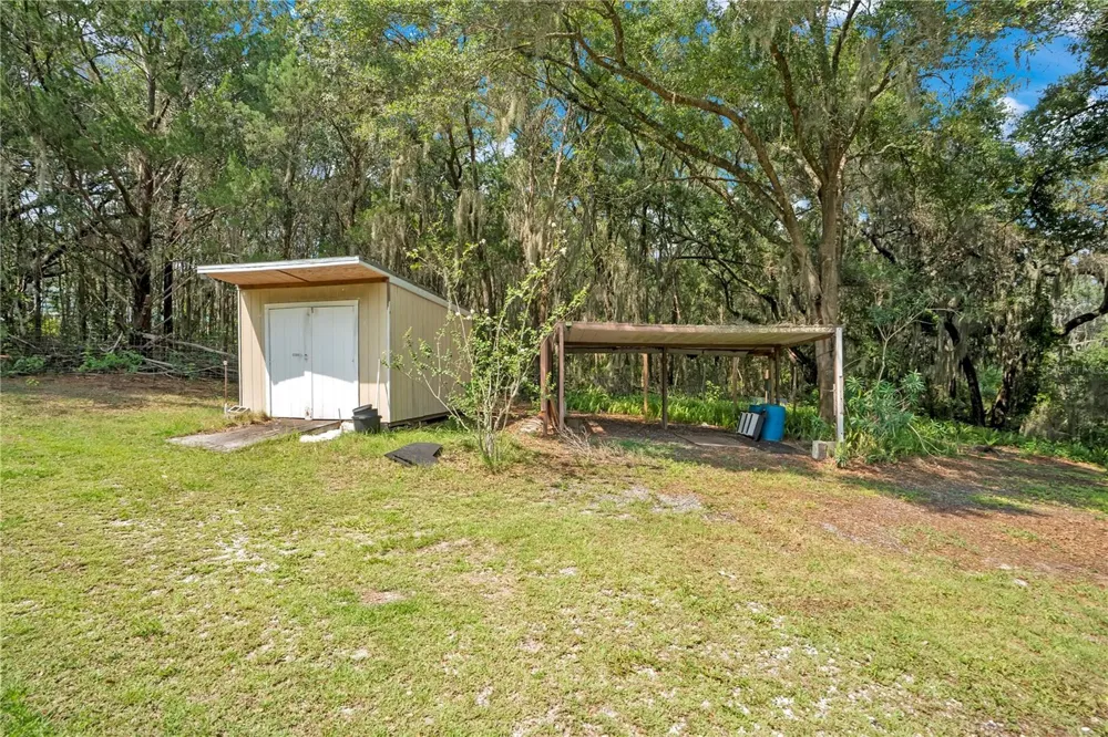 41832 CARRIE LANE Altoona, FL 32702