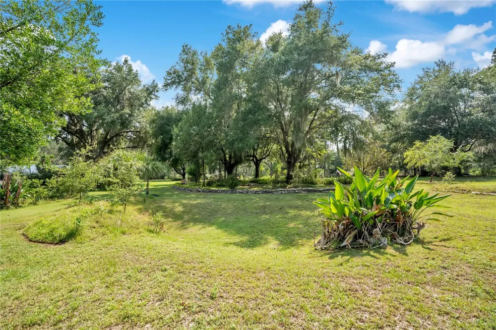 41832 CARRIE LANE Altoona, FL 32702