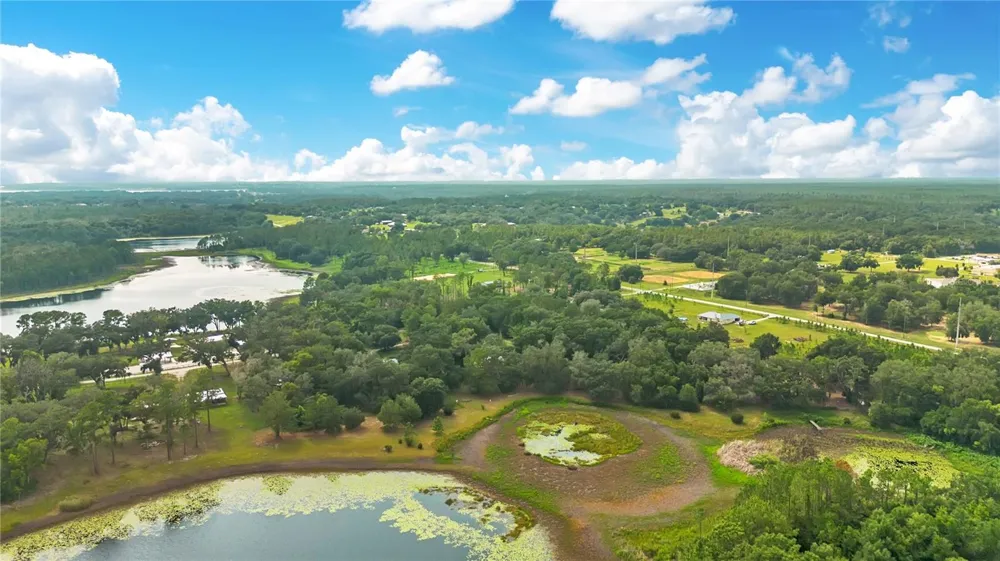41832 CARRIE LANE Altoona, FL 32702