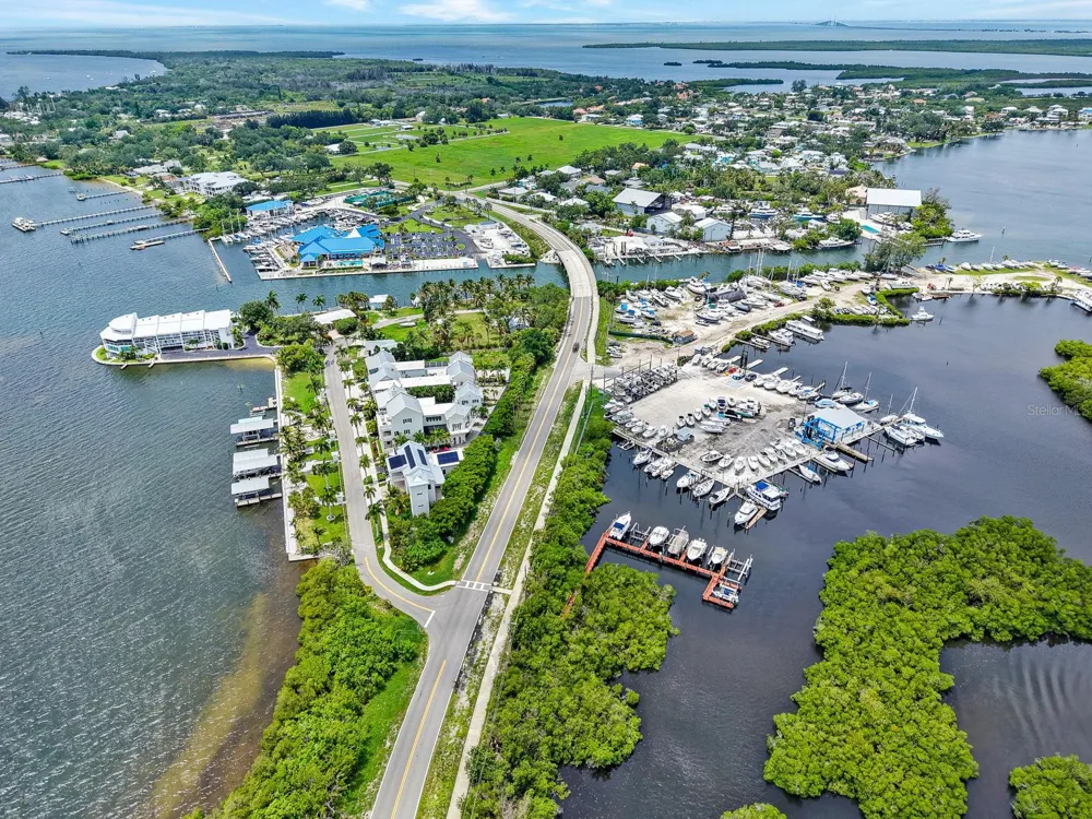 1014 34TH DRIVE W Palmetto, FL 34221
