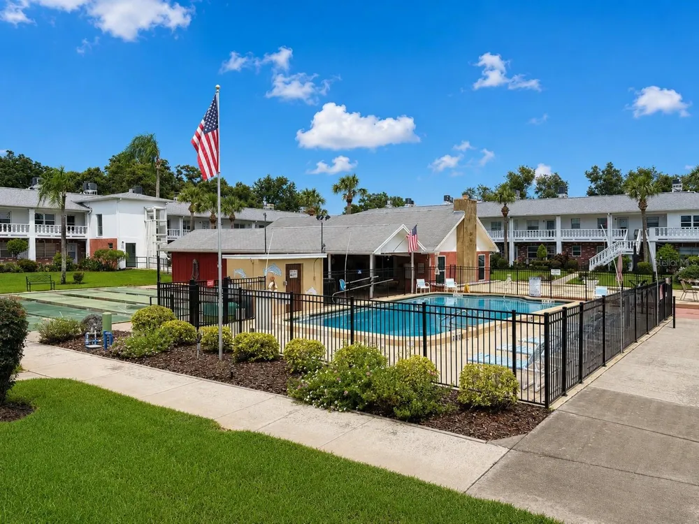 4746 AZALEA DRIVE #109 New Port Richey, FL 34652