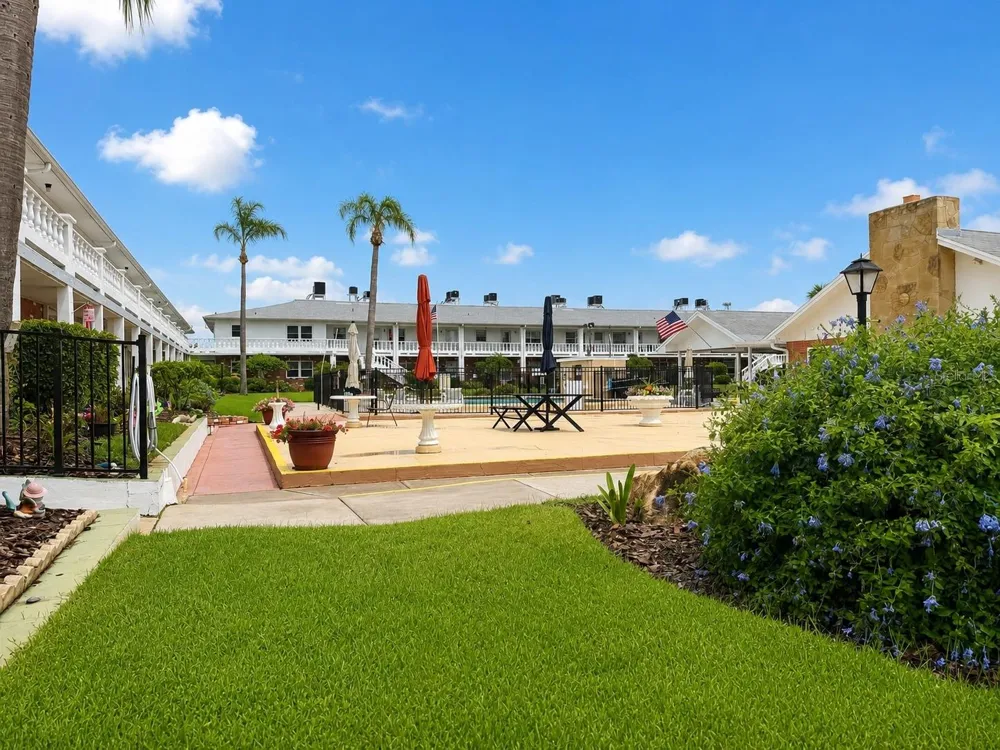 4746 AZALEA DRIVE #109 New Port Richey, FL 34652