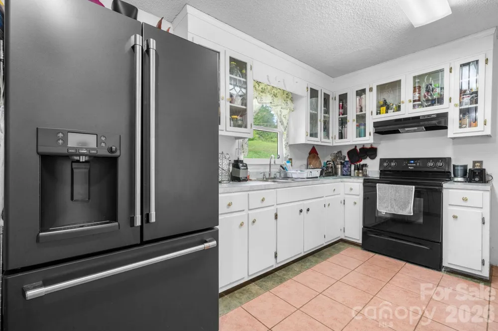 5149 Bloomfield Estate Granite Falls, NC 28630