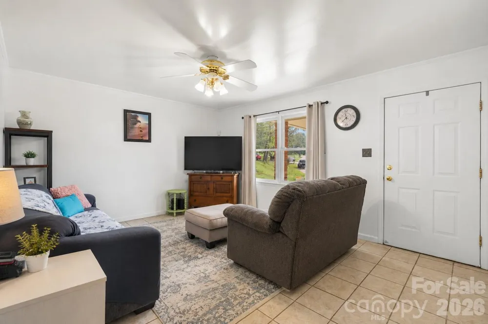 5149 Bloomfield Estate Granite Falls, NC 28630
