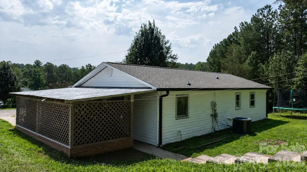 5149 Bloomfield Estate Granite Falls, NC 28630