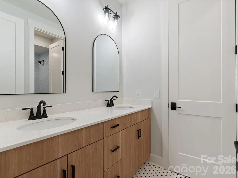 2804 Forest Lawn Drive Weddington, NC 28104