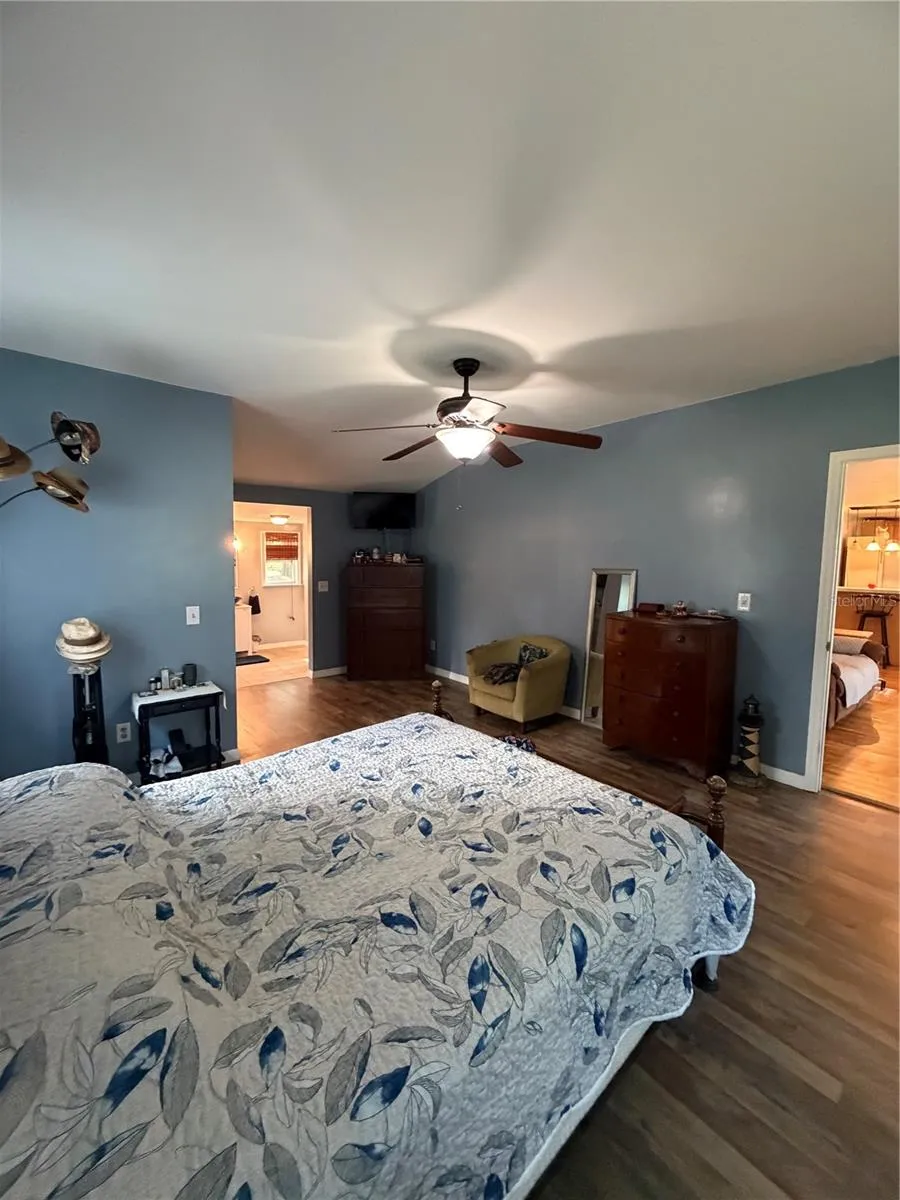 5649 209TH ROAD Live Oak, FL 32060