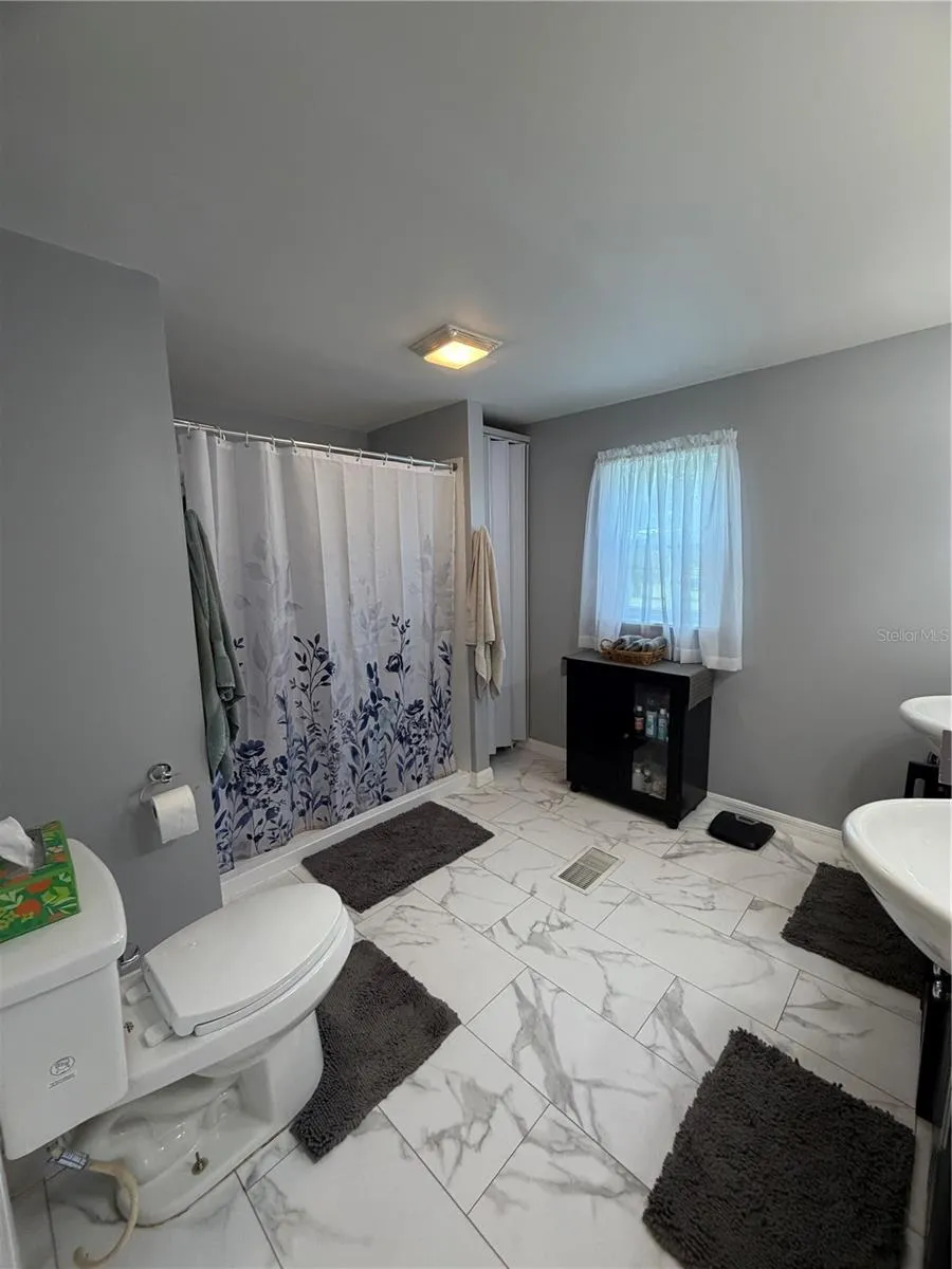 5649 209TH ROAD Live Oak, FL 32060