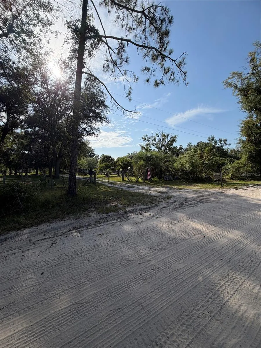 5649 209TH ROAD Live Oak, FL 32060
