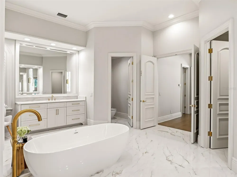 9921 LAKE LOUISE DRIVE Windermere, FL 34786