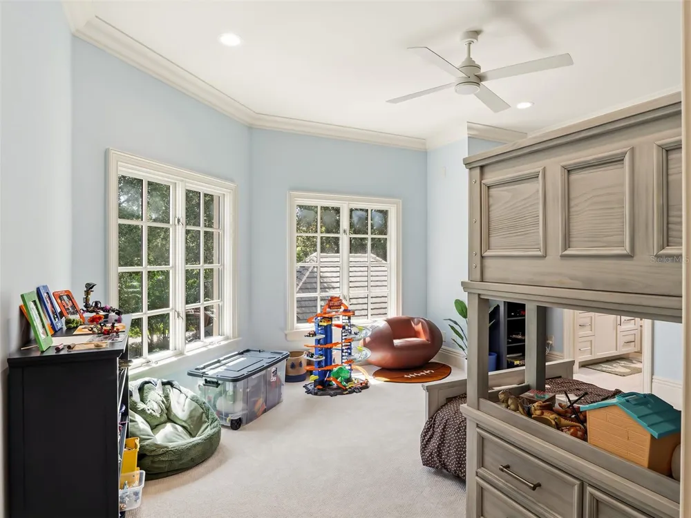 9921 LAKE LOUISE DRIVE Windermere, FL 34786