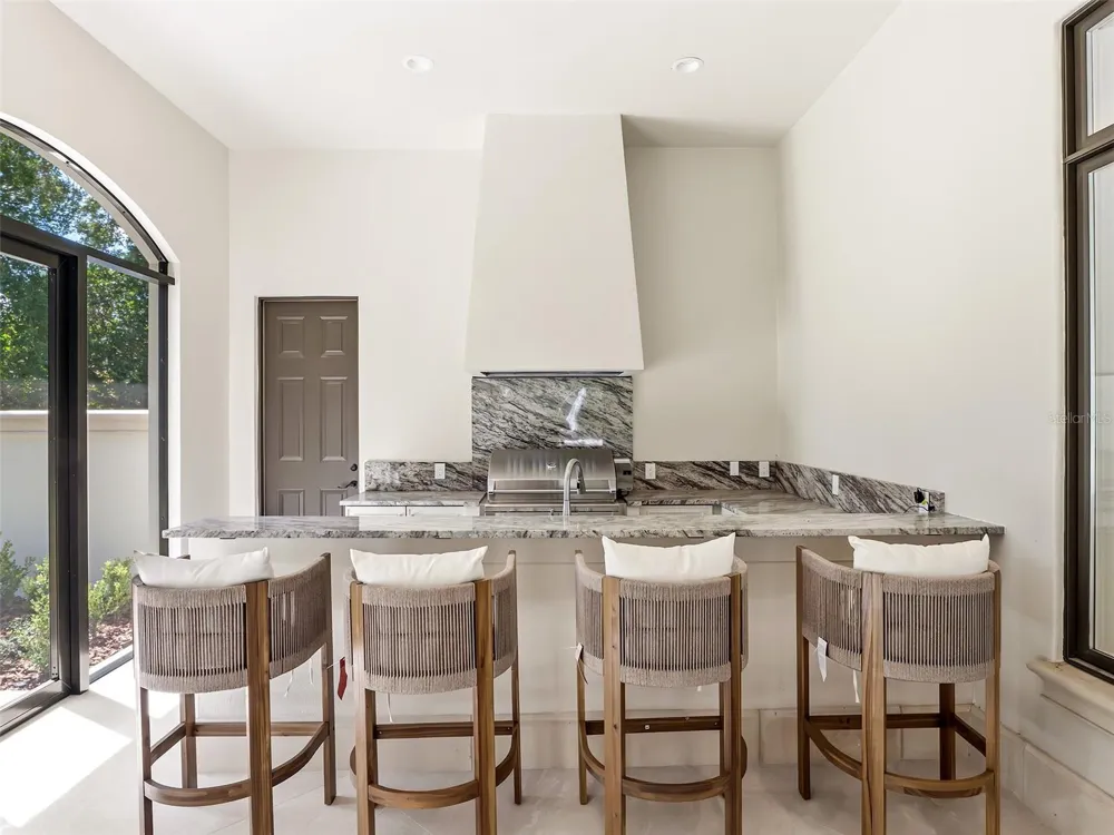 9921 LAKE LOUISE DRIVE Windermere, FL 34786