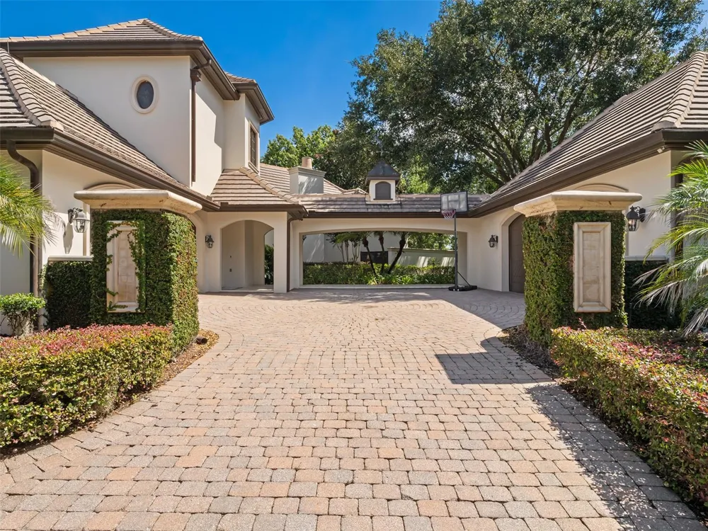 9921 LAKE LOUISE DRIVE Windermere, FL 34786