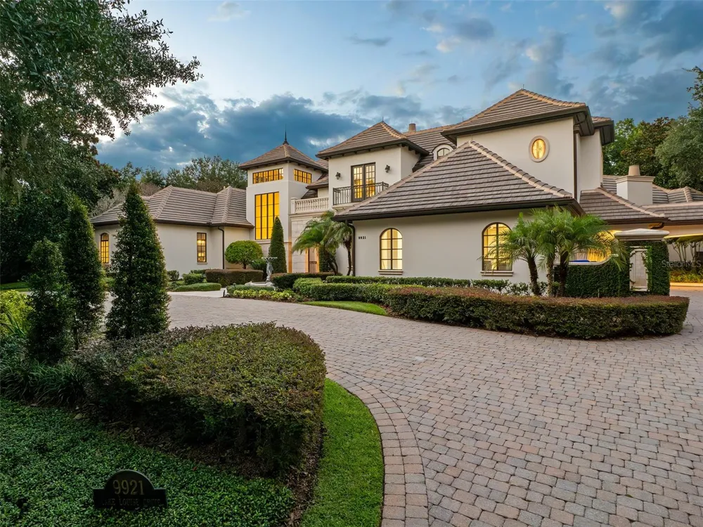 9921 LAKE LOUISE DRIVE Windermere, FL 34786