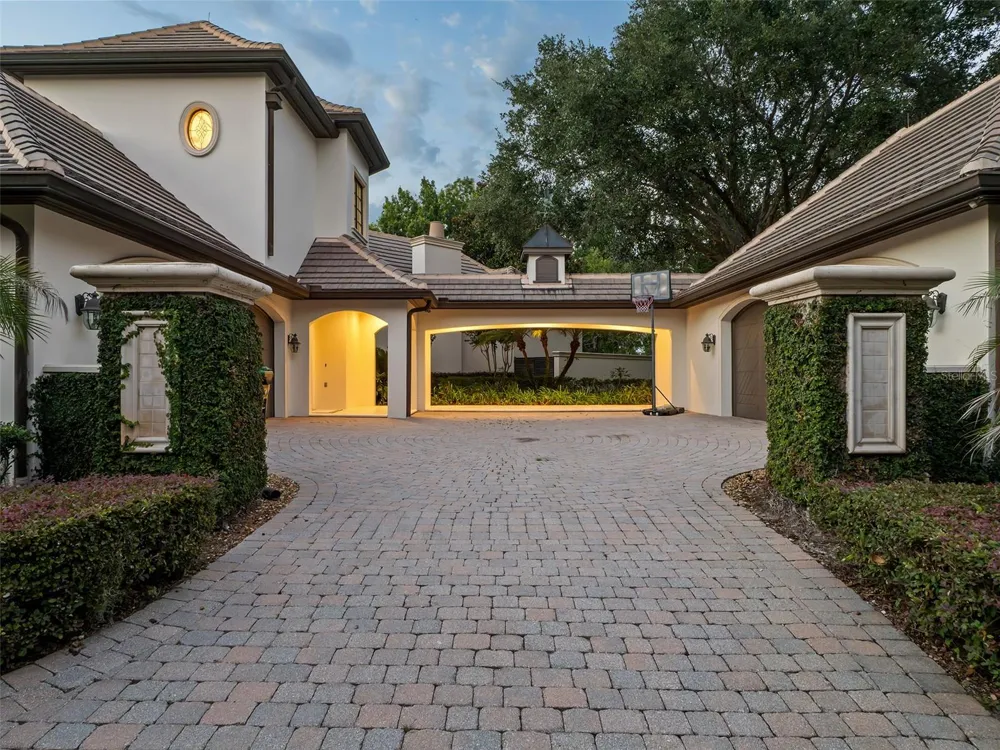 9921 LAKE LOUISE DRIVE Windermere, FL 34786