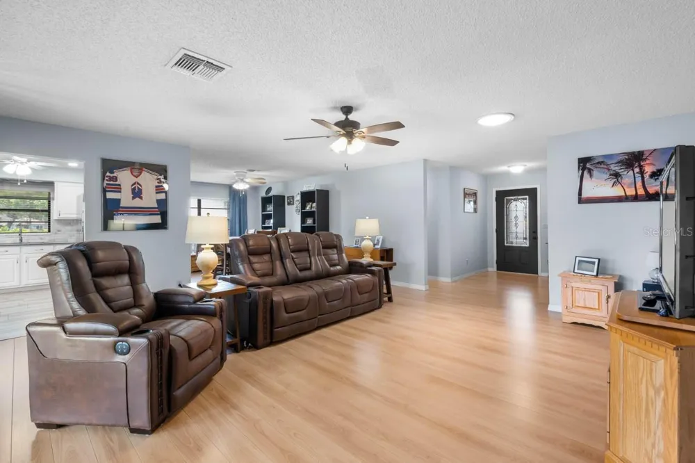 1317 LELAND DRIVE Sun City Center, FL 33573