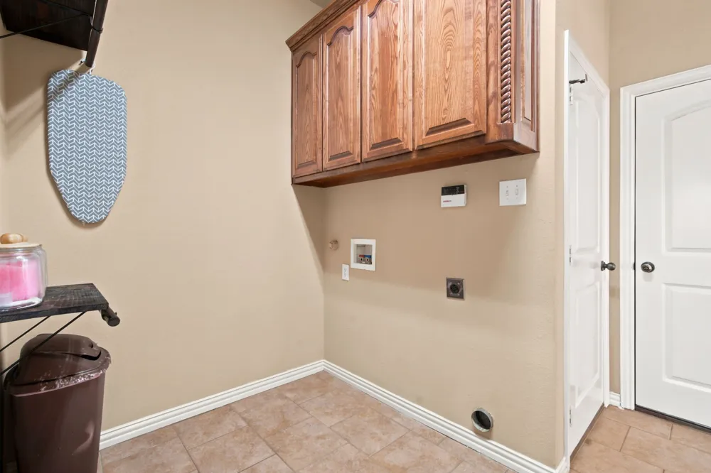 148 Fossil Rock Drive Azle, TX 76020