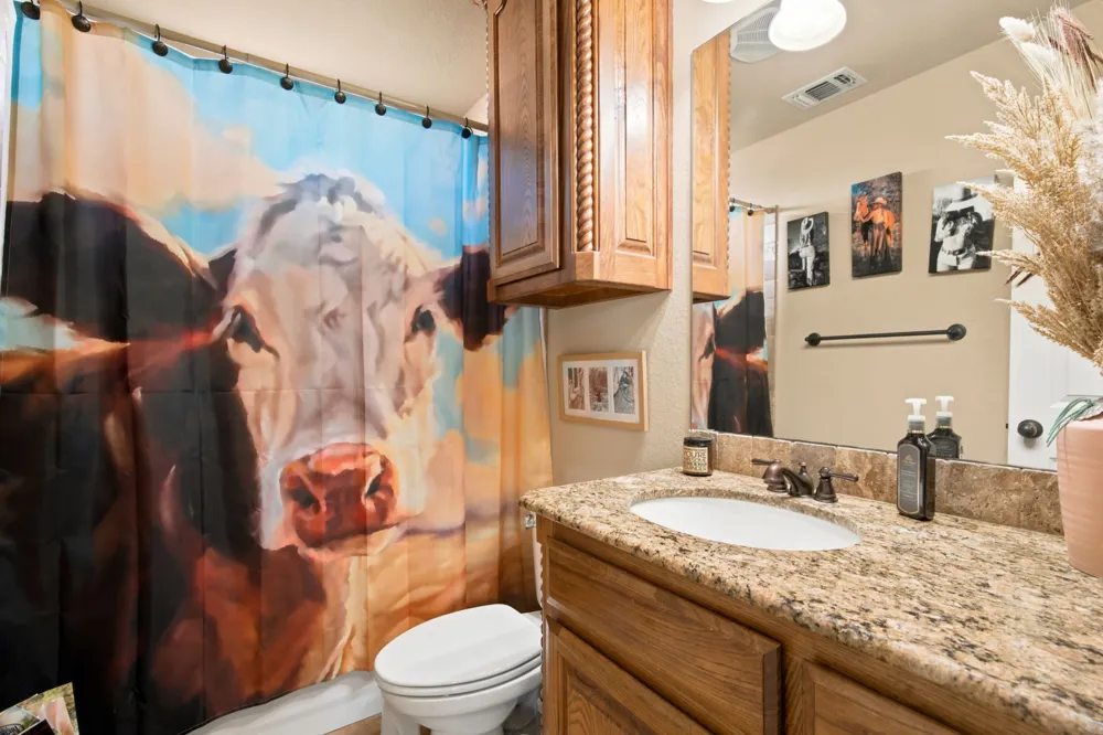 148 Fossil Rock Drive Azle, TX 76020