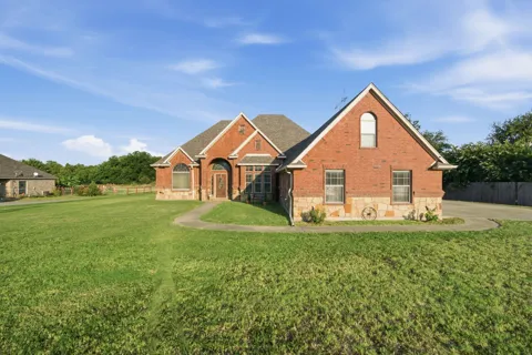 148 Fossil Rock Drive