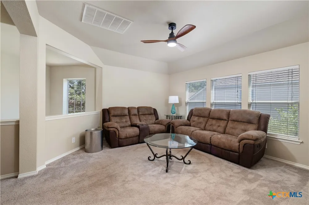 229 Bending Oak New Braunfels, TX 78132