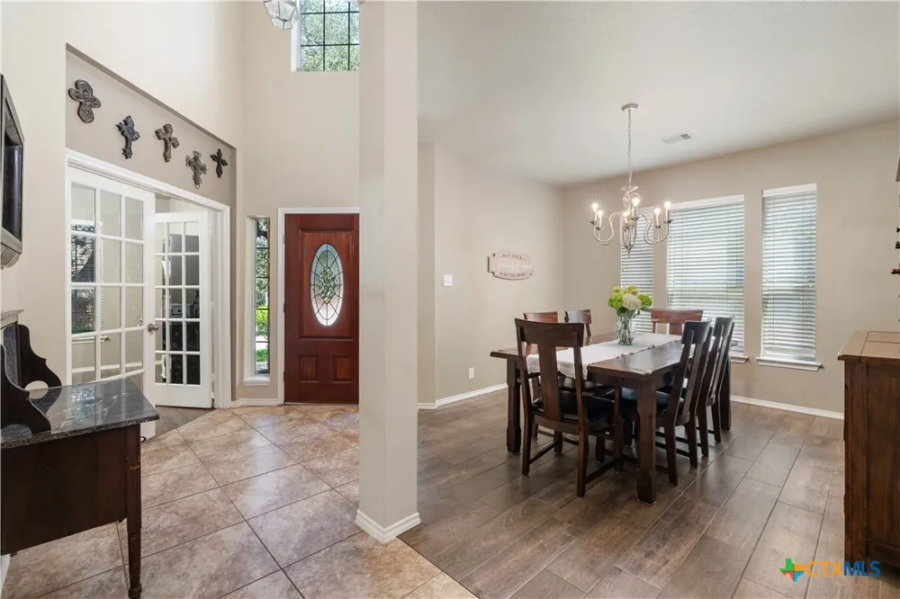 229 Bending Oak New Braunfels, TX 78132