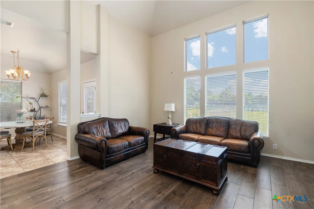 229 Bending Oak New Braunfels, TX 78132