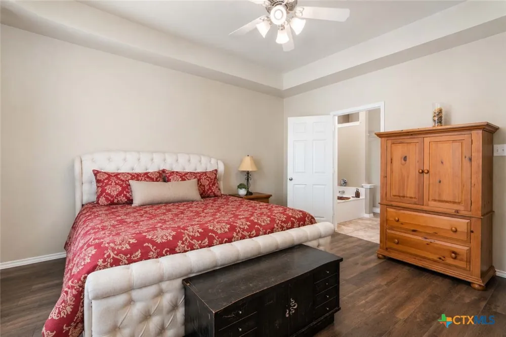 229 Bending Oak New Braunfels, TX 78132