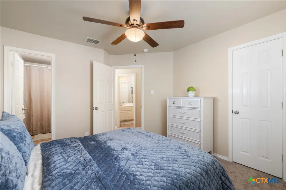 229 Bending Oak New Braunfels, TX 78132