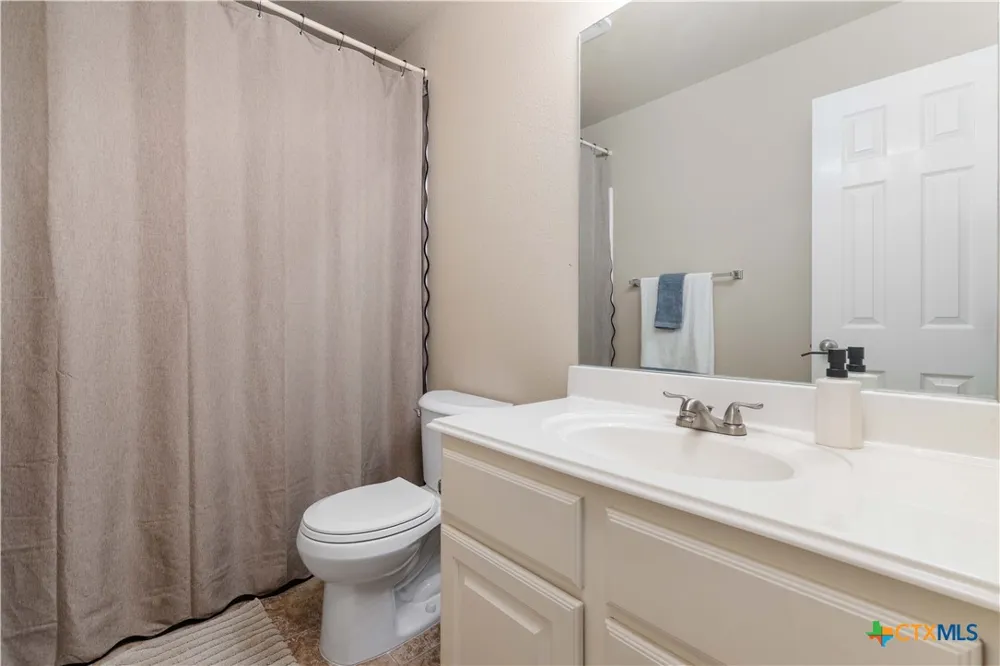 229 Bending Oak New Braunfels, TX 78132