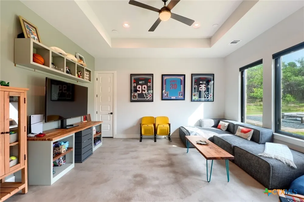 200 Quarter Horse Lane Driftwood, TX 78619