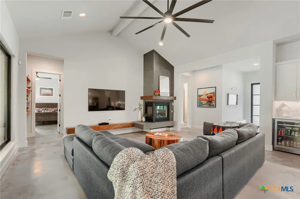 200 Quarter Horse Lane Driftwood, TX 78619