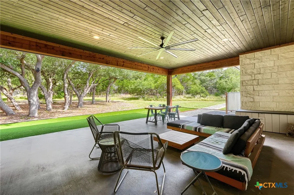 200 Quarter Horse Lane Driftwood, TX 78619