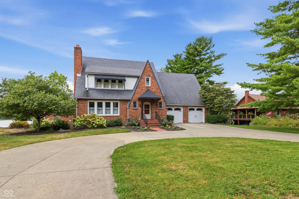 1701 Culbertson Shelbyville, IN 46176